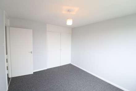 Mitchum Walk, Aylesbury, Image 6