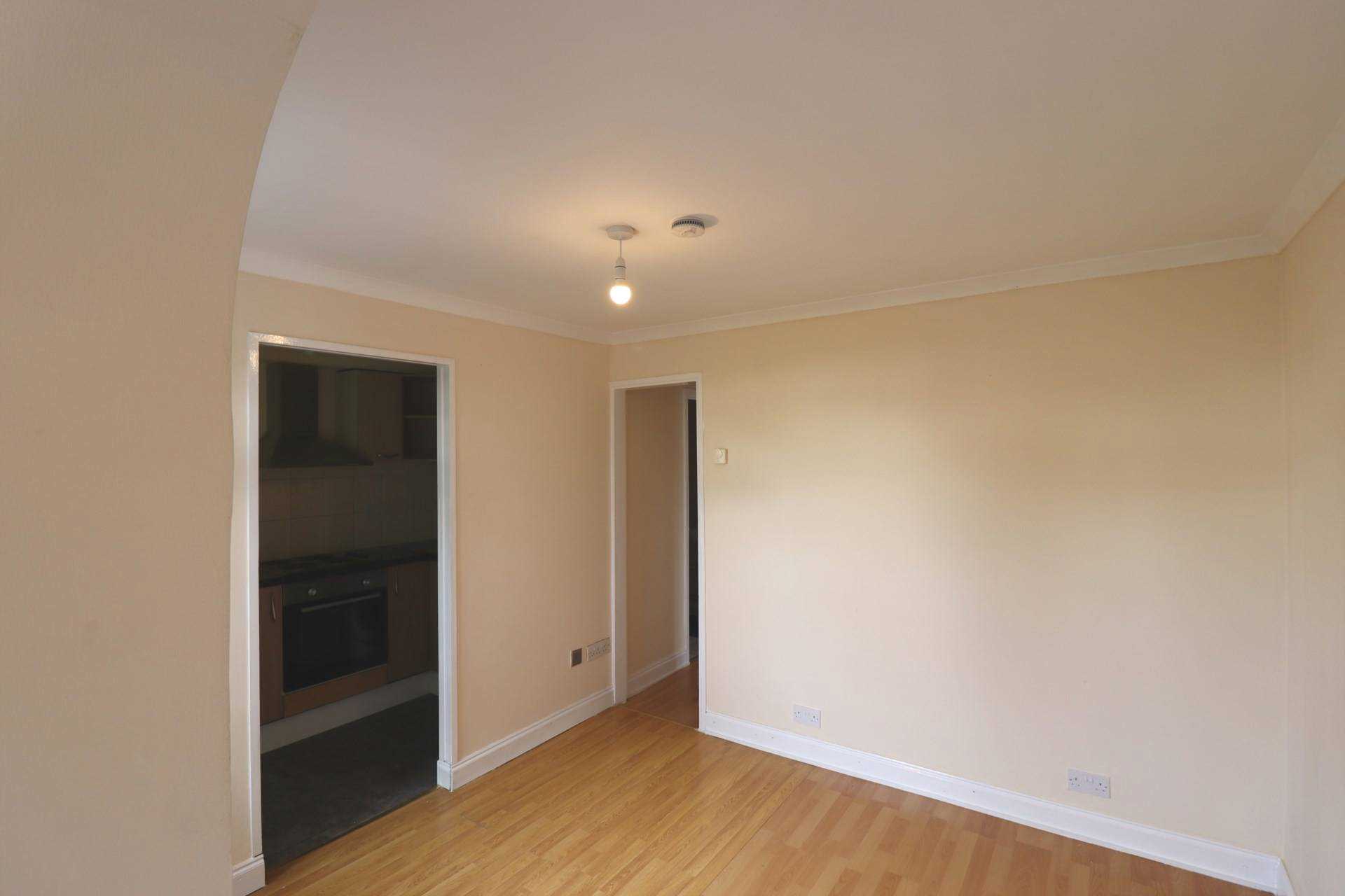 Dashwood Avenue, High Wycombe, Image 2