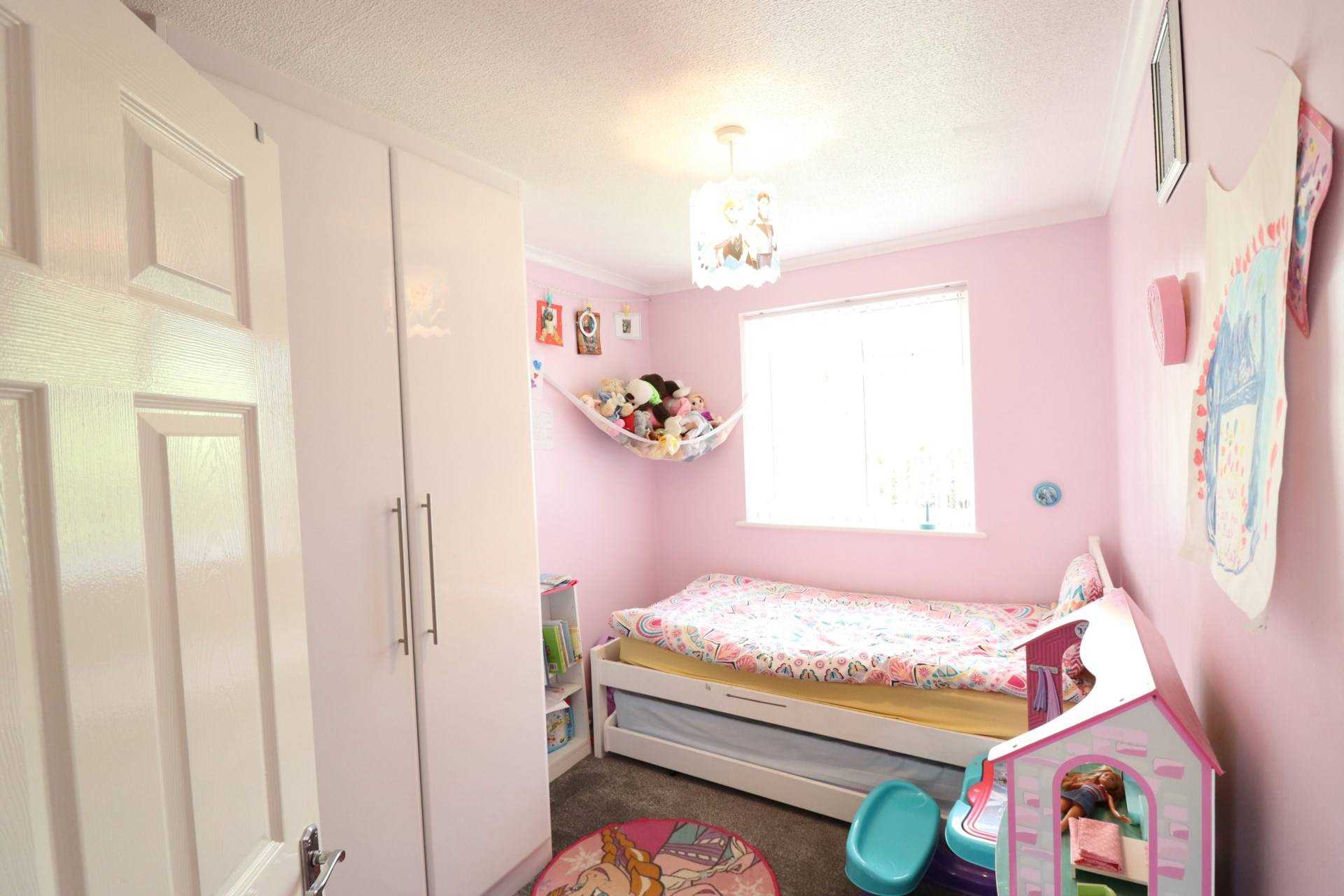 Nelson Close, High Wycombe, Image 14