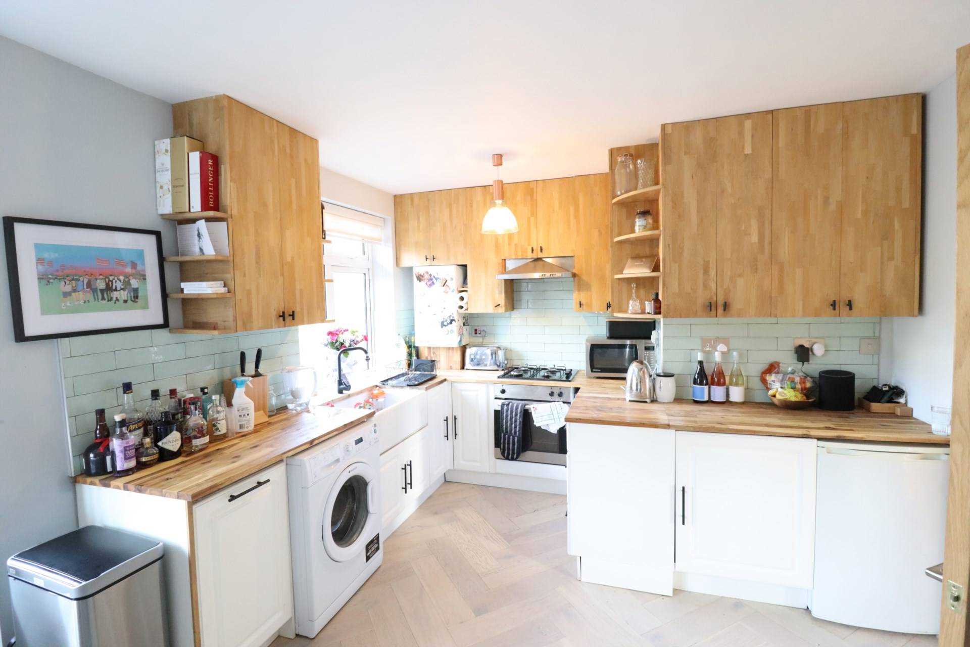 West Wycombe Road, High Wycombe, Image 2