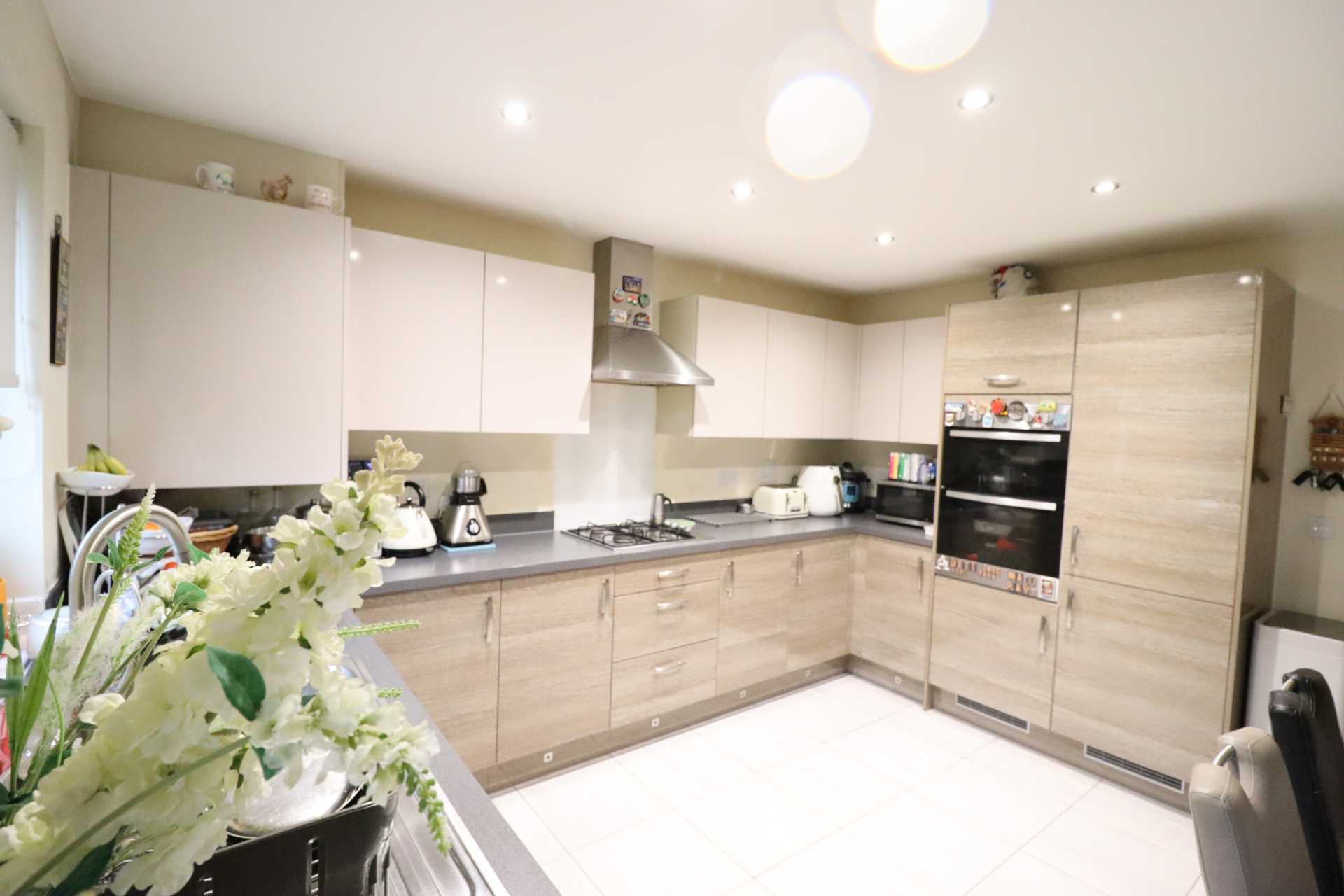 Jumelle Mews, High Wycombe, Image 3