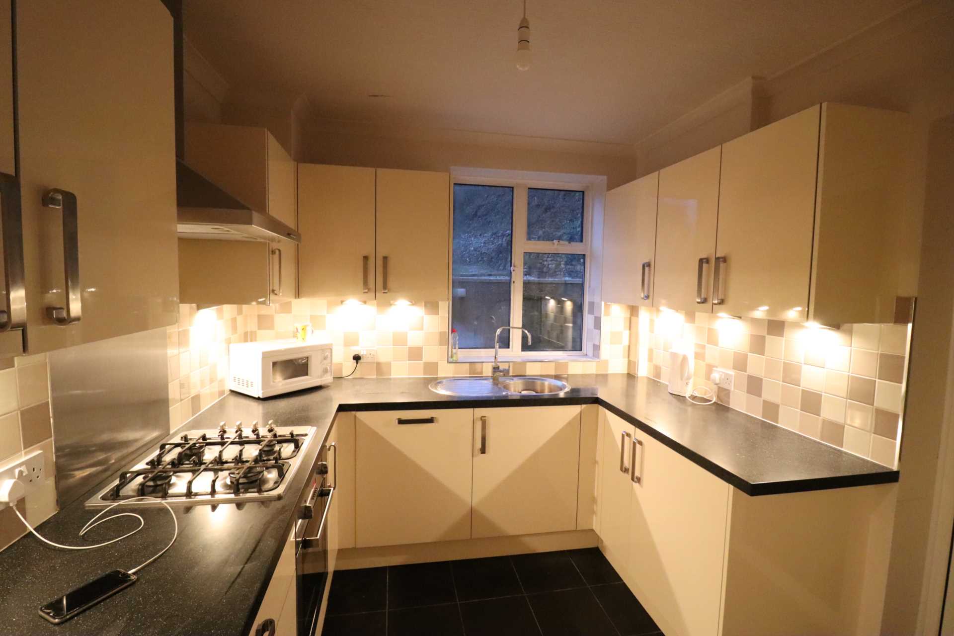 Colville Road, High Wycombe, Image 3