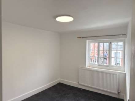 High Street, High Wycombe, Image 4