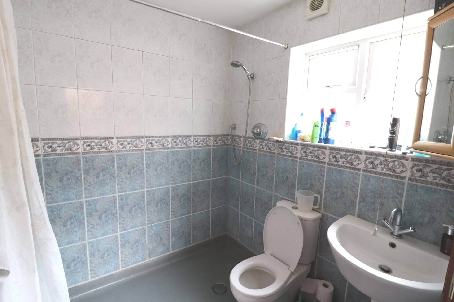 Chairborough Road, High Wycombe, Image 10