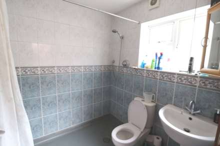 Chairborough Road, High Wycombe, Image 10