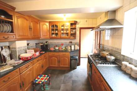 Chairborough Road, High Wycombe, Image 4