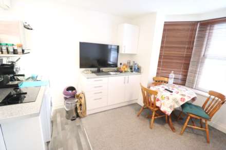Castle Street, High Wycombe, Image 3