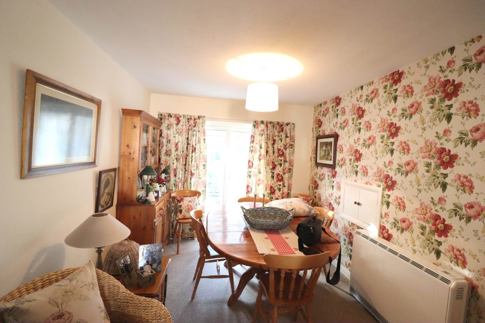 Deeds Grove, High Wycombe, Image 3