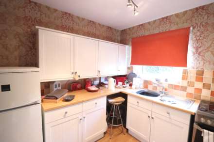 Deeds Grove, High Wycombe, Image 5