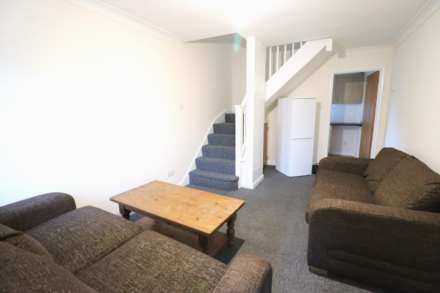 Property For Rent Smewin Court, High Wycombe