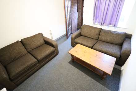 Smewin Court, High Wycombe, Image 2