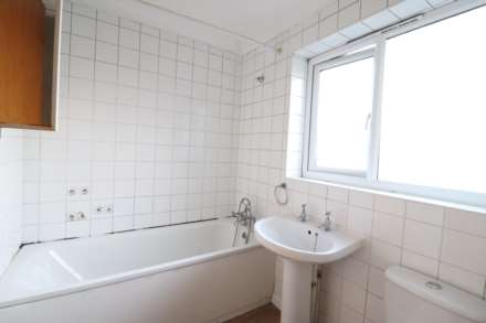 Smewin Court, High Wycombe, Image 6