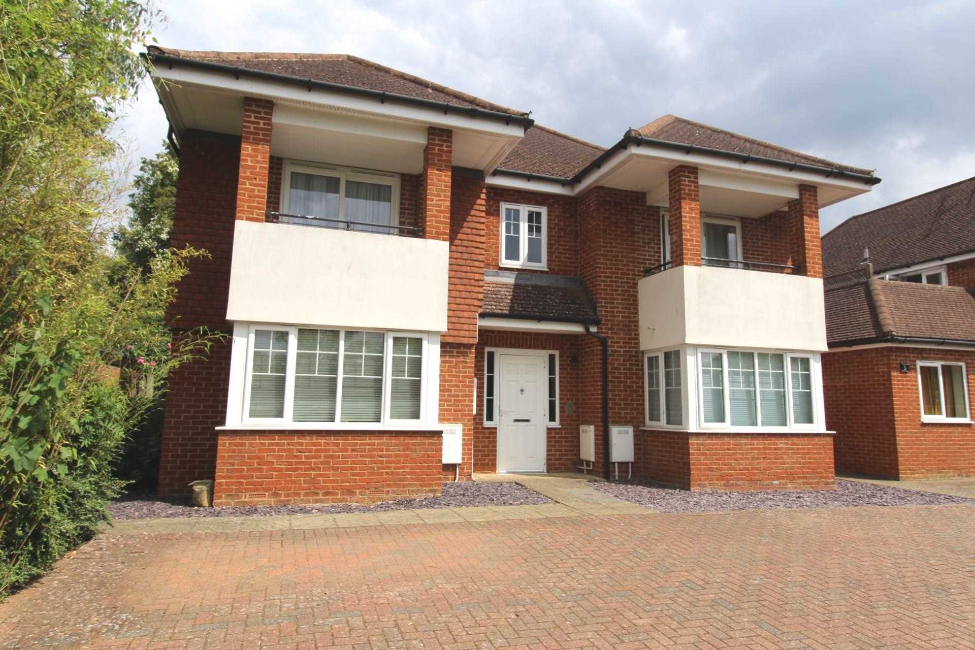 Ridge Way, High Wycombe, Image 1