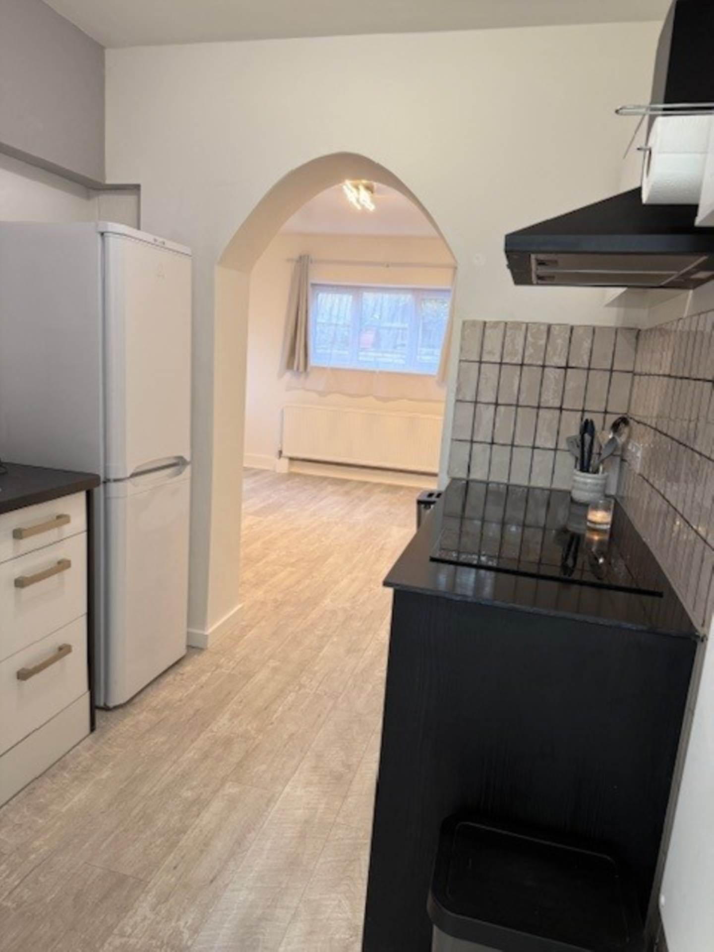 POPPY COTTAGE, Image 1