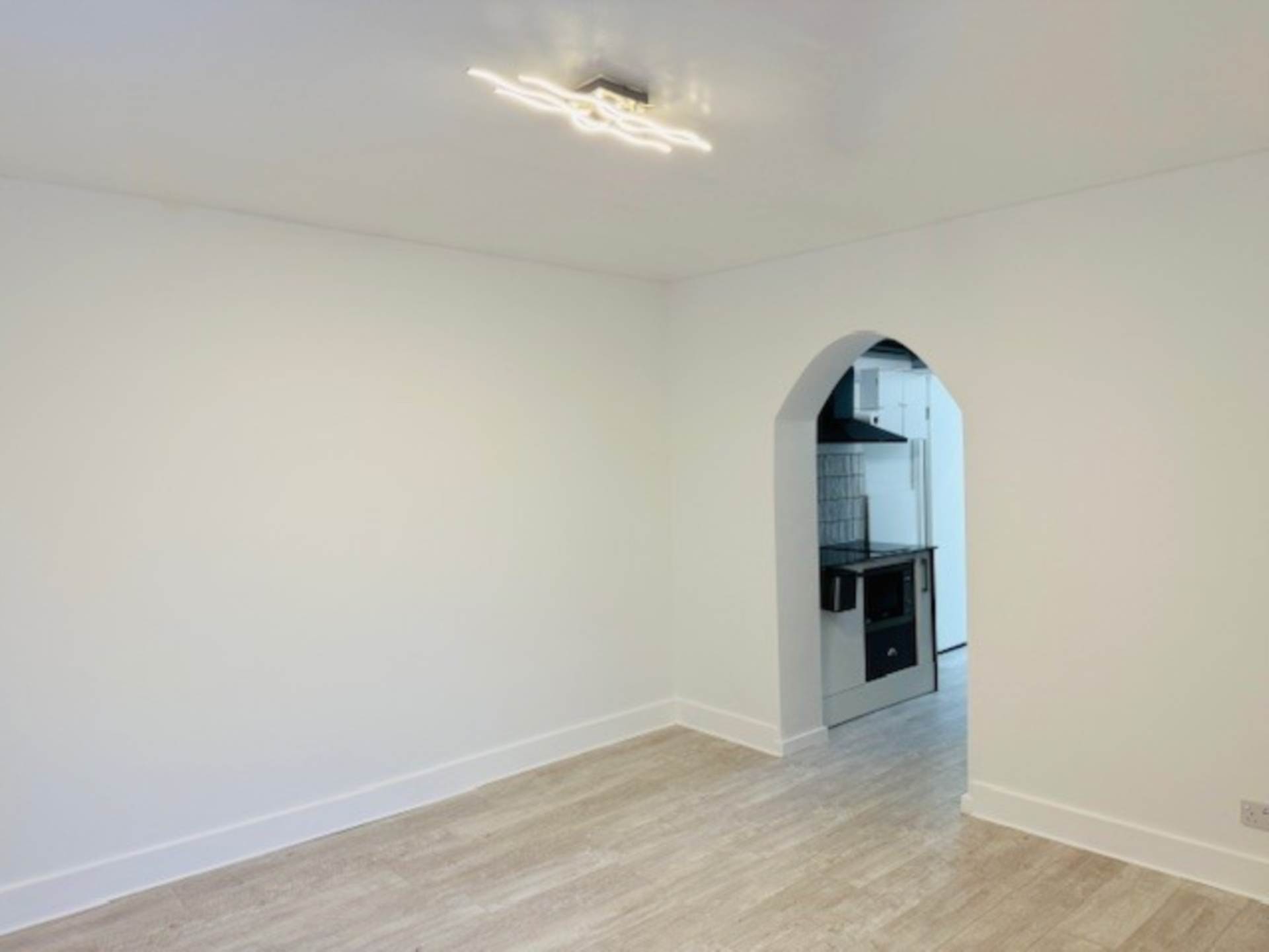 POPPY COTTAGE, Image 3