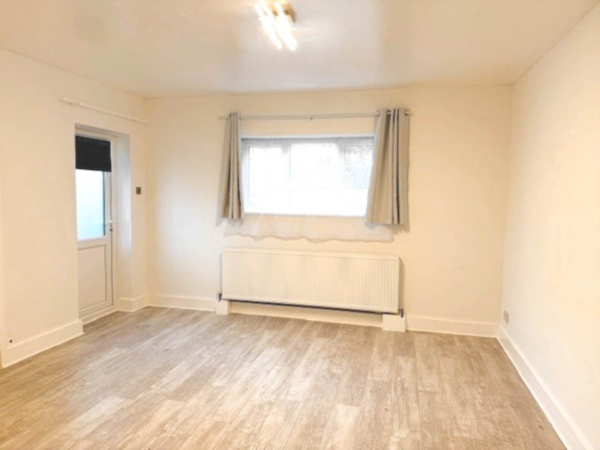 POPPY COTTAGE, Image 4