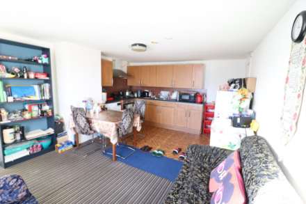 Desborough Road, High Wycombe, Image 2