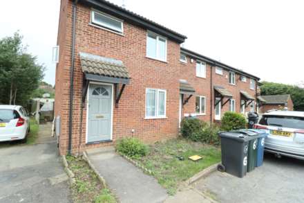 Redhouse Close, High Wycombe, Image 1