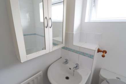 Redhouse Close, High Wycombe, Image 12