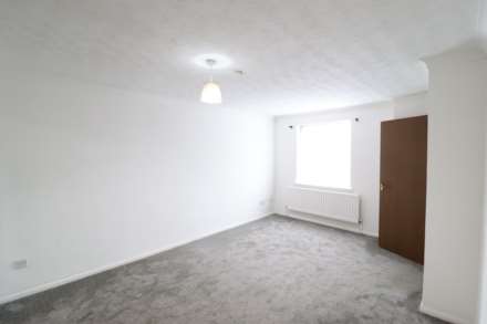 Redhouse Close, High Wycombe, Image 4