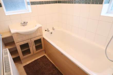 Deeds Grove, High Wycombe, Image 9