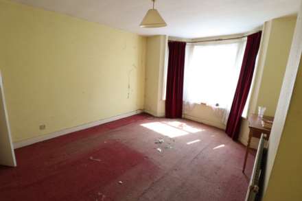 West Wycombe Road, Image 5