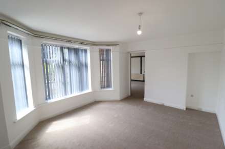 School Close, High Wycombe, Image 14