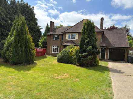 School Close, High Wycombe, Image 2