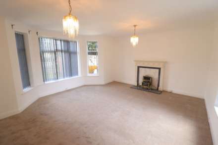 School Close, High Wycombe, Image 6