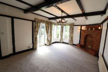 School Close, High Wycombe, Image 9