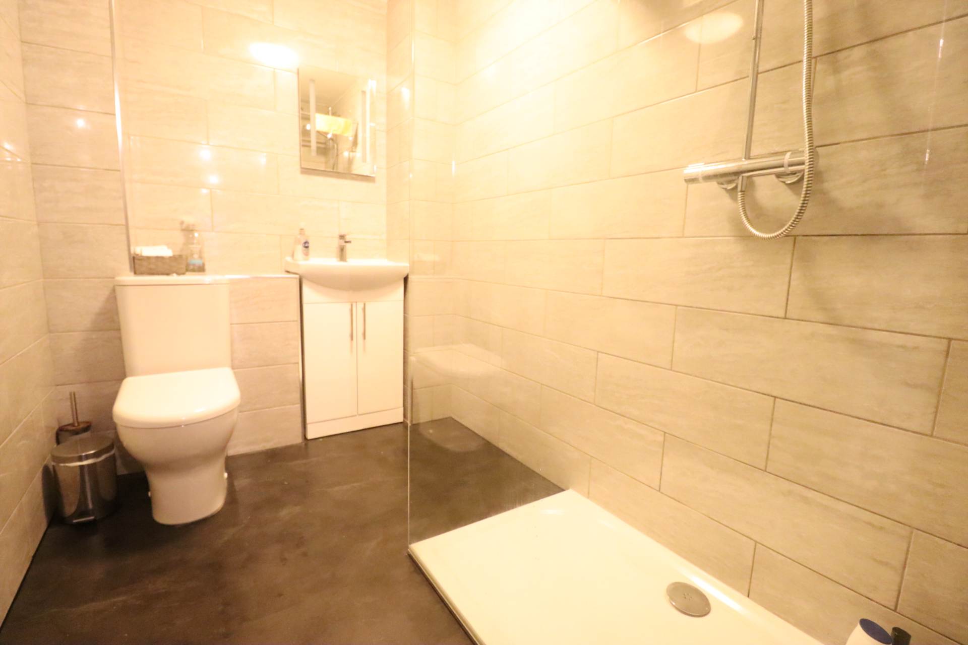 Guildmaster Court, Desborough Road, Image 5