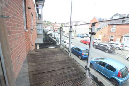 Lindsay Court, Lindsay Avenue, Image 4