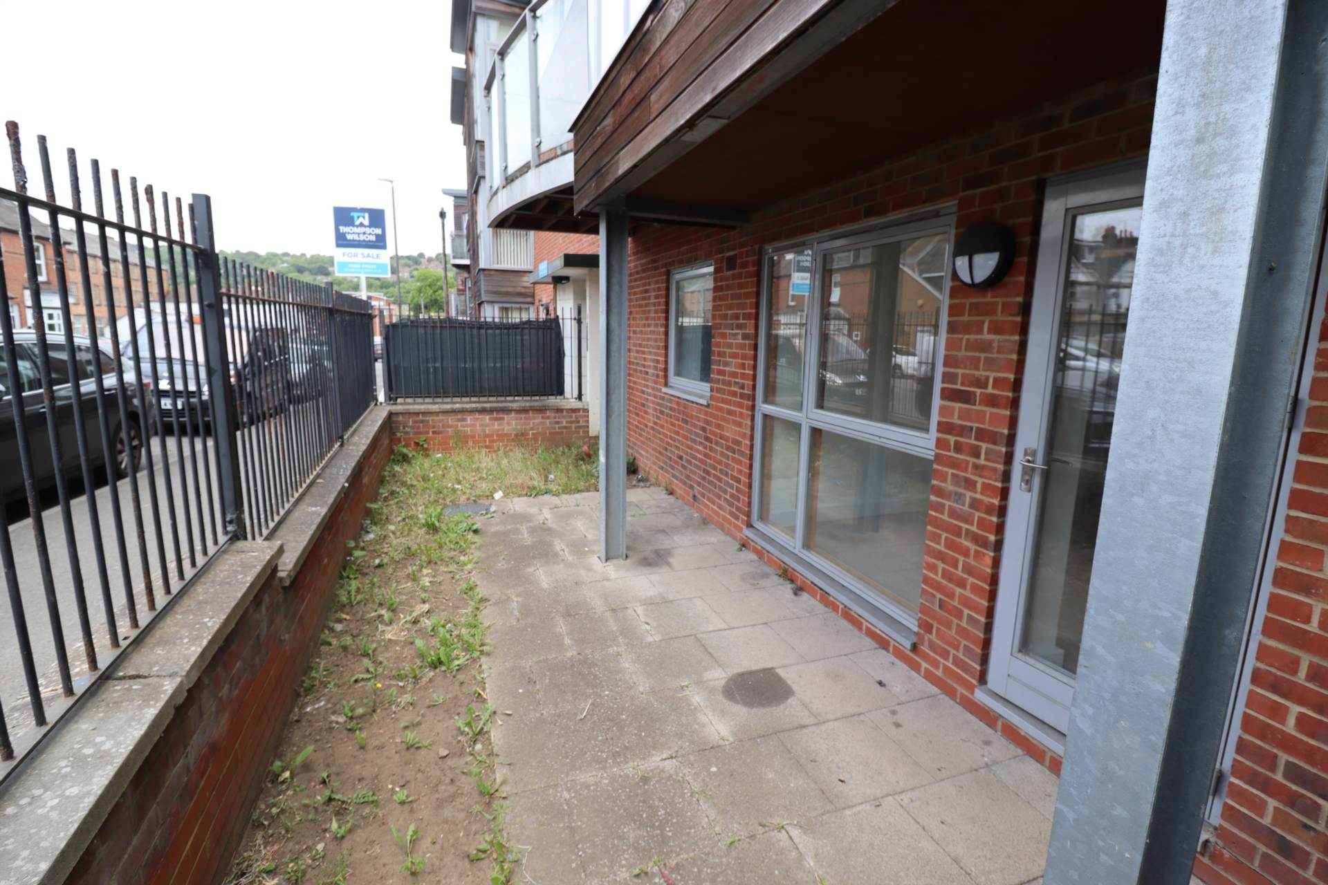 Lindsay Court, Lindsay Avenue, Image 6