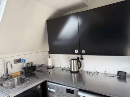 Windrush Court, High Wycombe, Image 6