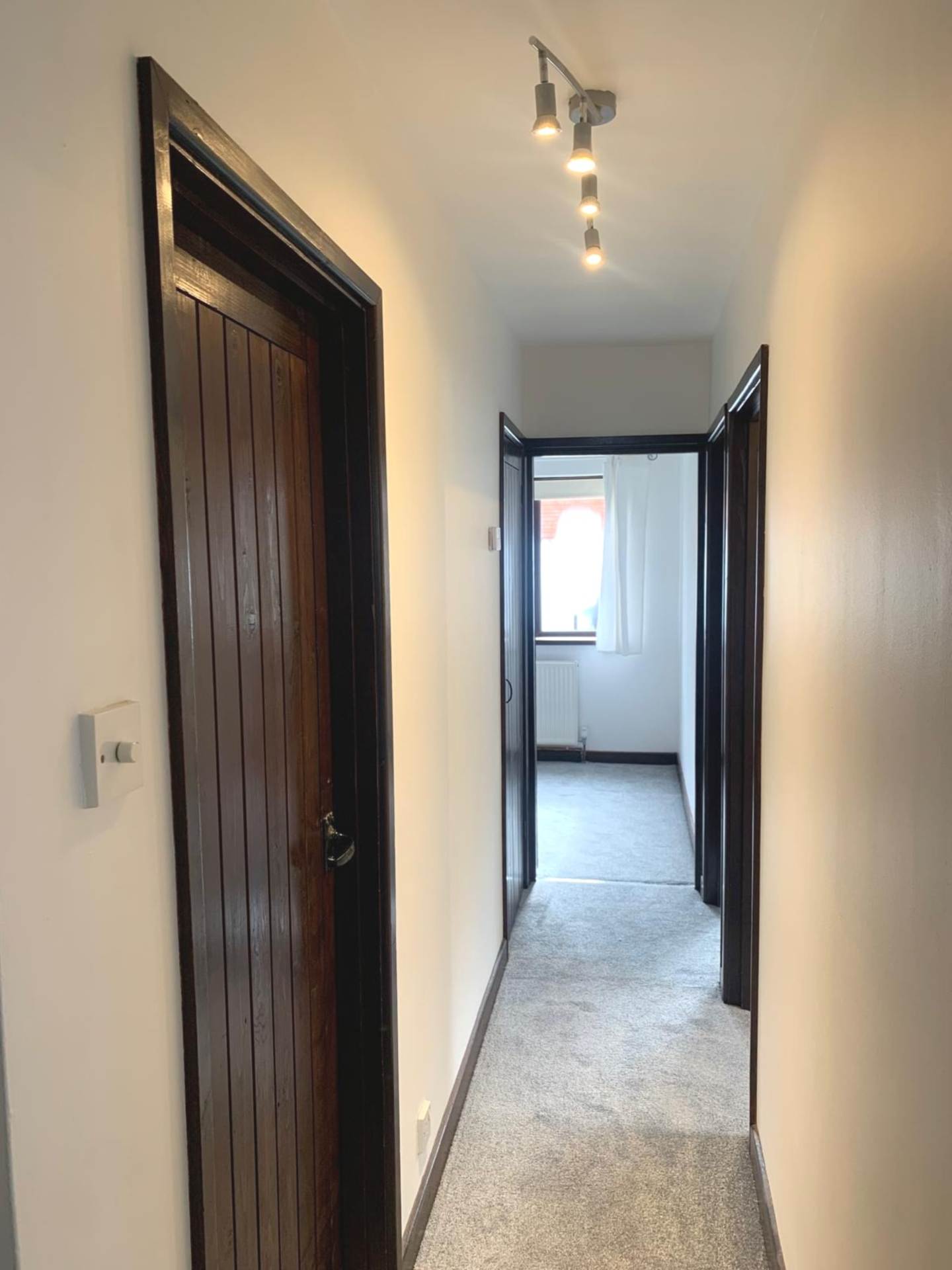 Willow Court, Bassetsbury Lane, Image 2