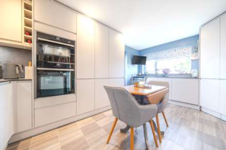 Chapel Lane, High Wycombe, Image 3