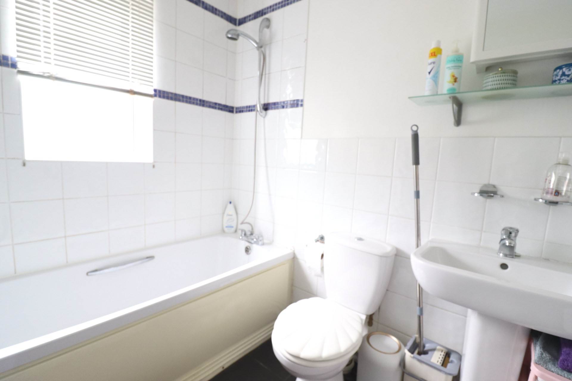 Westgate Court, Gomm Road, Image 5