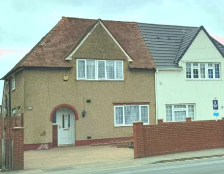 Stoke Poges Lane, Slough, Image 2