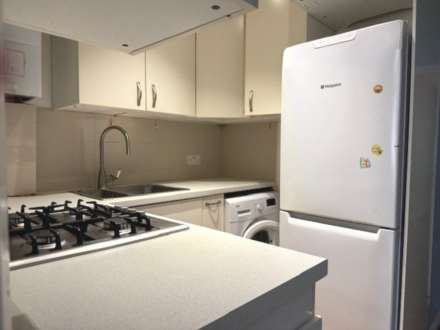 Whiteland Road, High Wycombe, Image 3