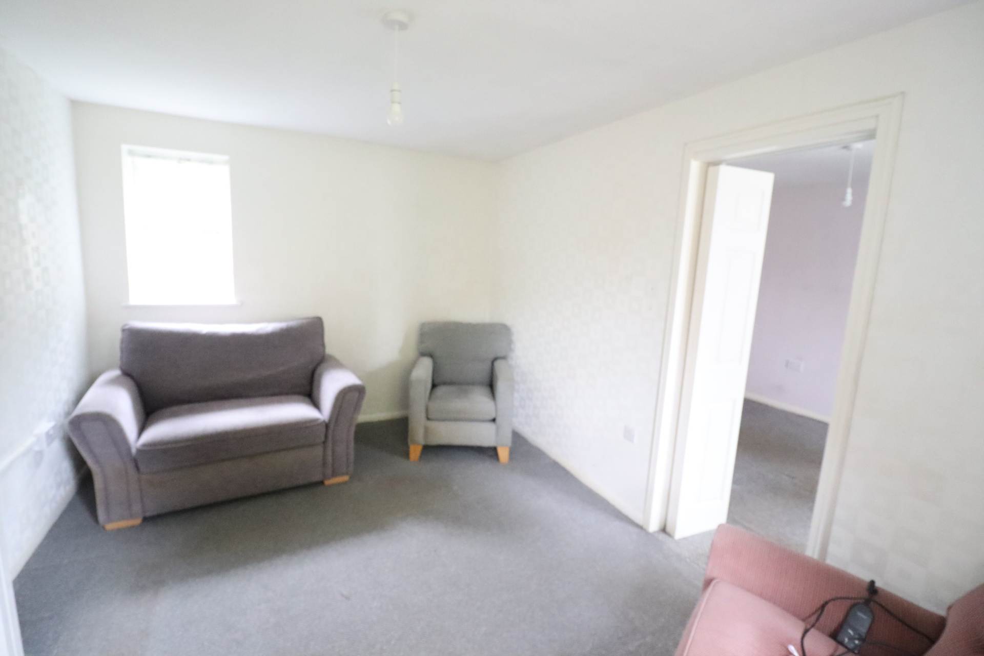 Raylen, Highfield Avenue, Image 4