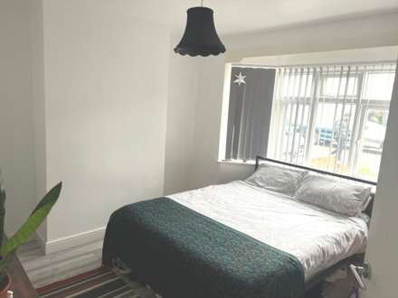 Baylis Road, Slough, Image 10