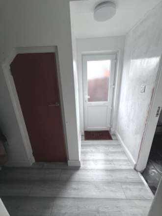 Baylis Road, Slough, Image 11