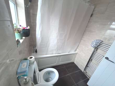 Baylis Road, Slough, Image 13