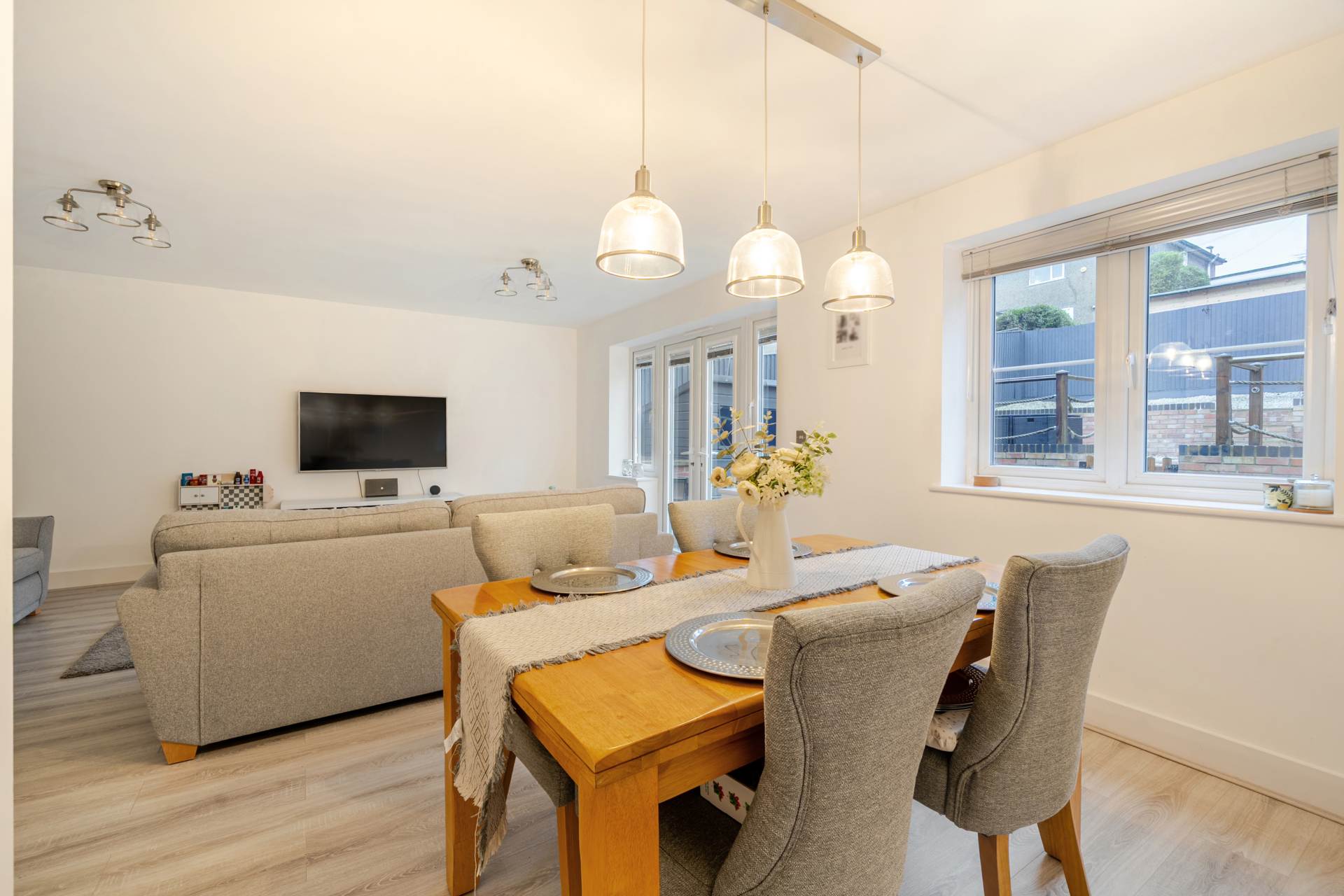 Windrush Court, High Wycombe, Image 12