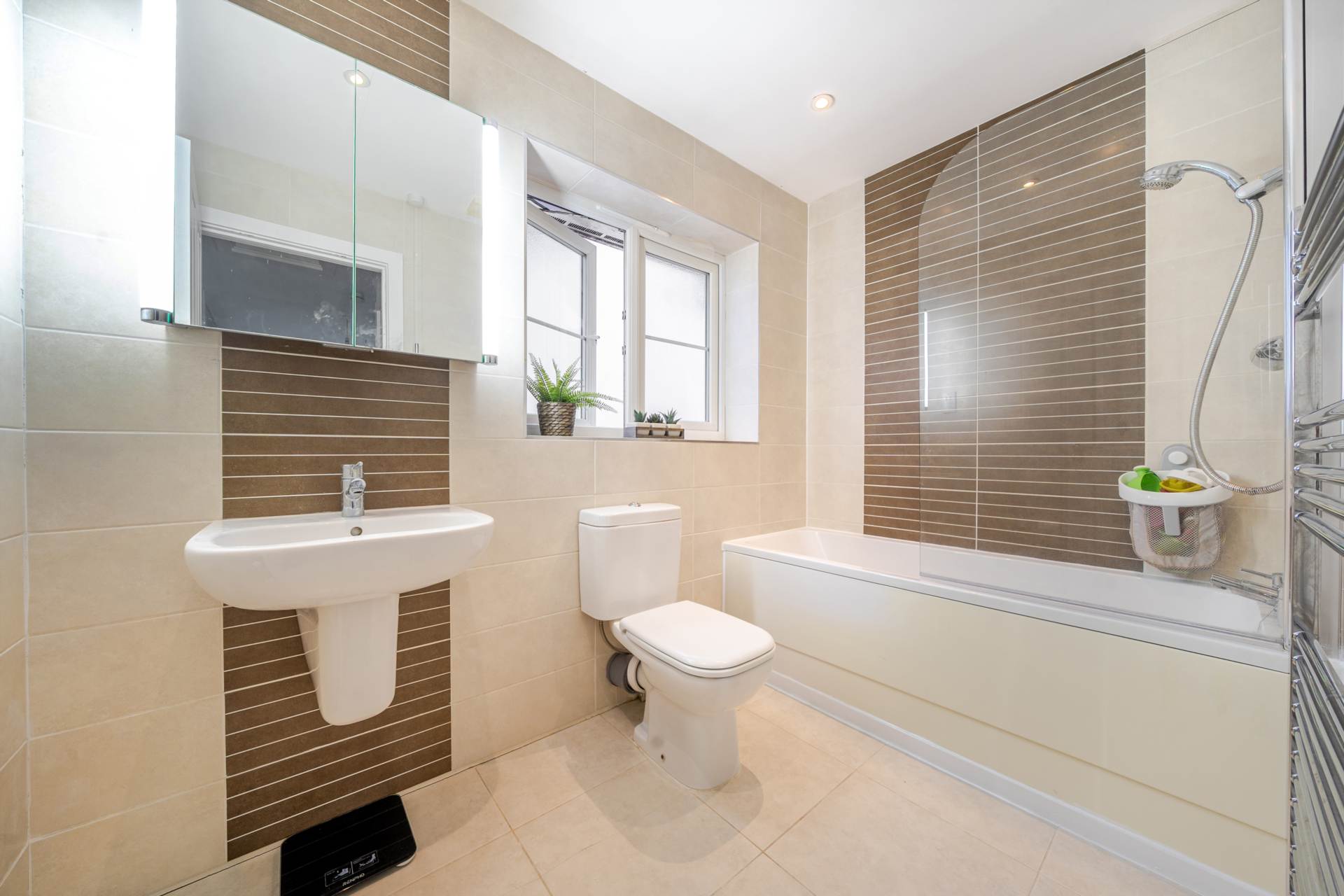 Windrush Court, High Wycombe, Image 7