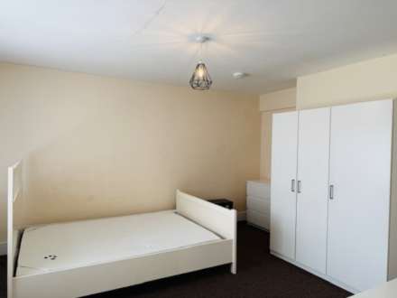 Chairborough Road, High Wycombe, Image 4