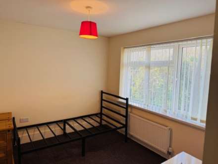 Chairborough Road, High Wycombe, Image 8