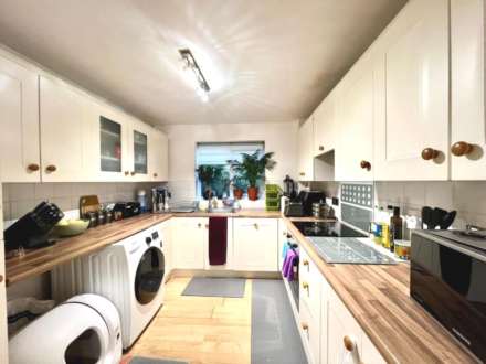 Property For Rent Highlands, Olympic Way, High Wycombe