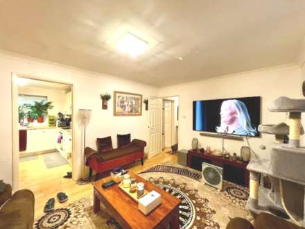 Highlands, Olympic Way, High Wycombe, Image 5