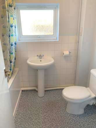 Bevelwood Gardens, High Wycombe, Image 6